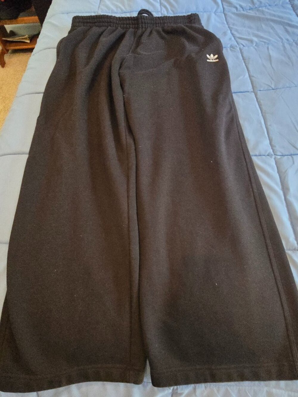 adidas Men's Trefoil Essentials Open Hem Joggers